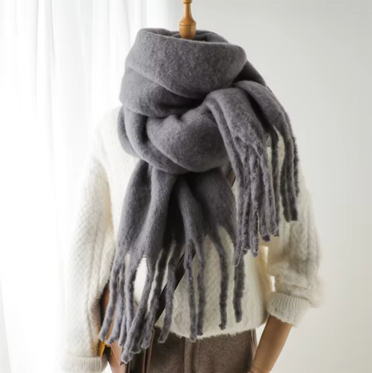 Elyra Womens Pashmina Scarf with Long Tassels in Grey