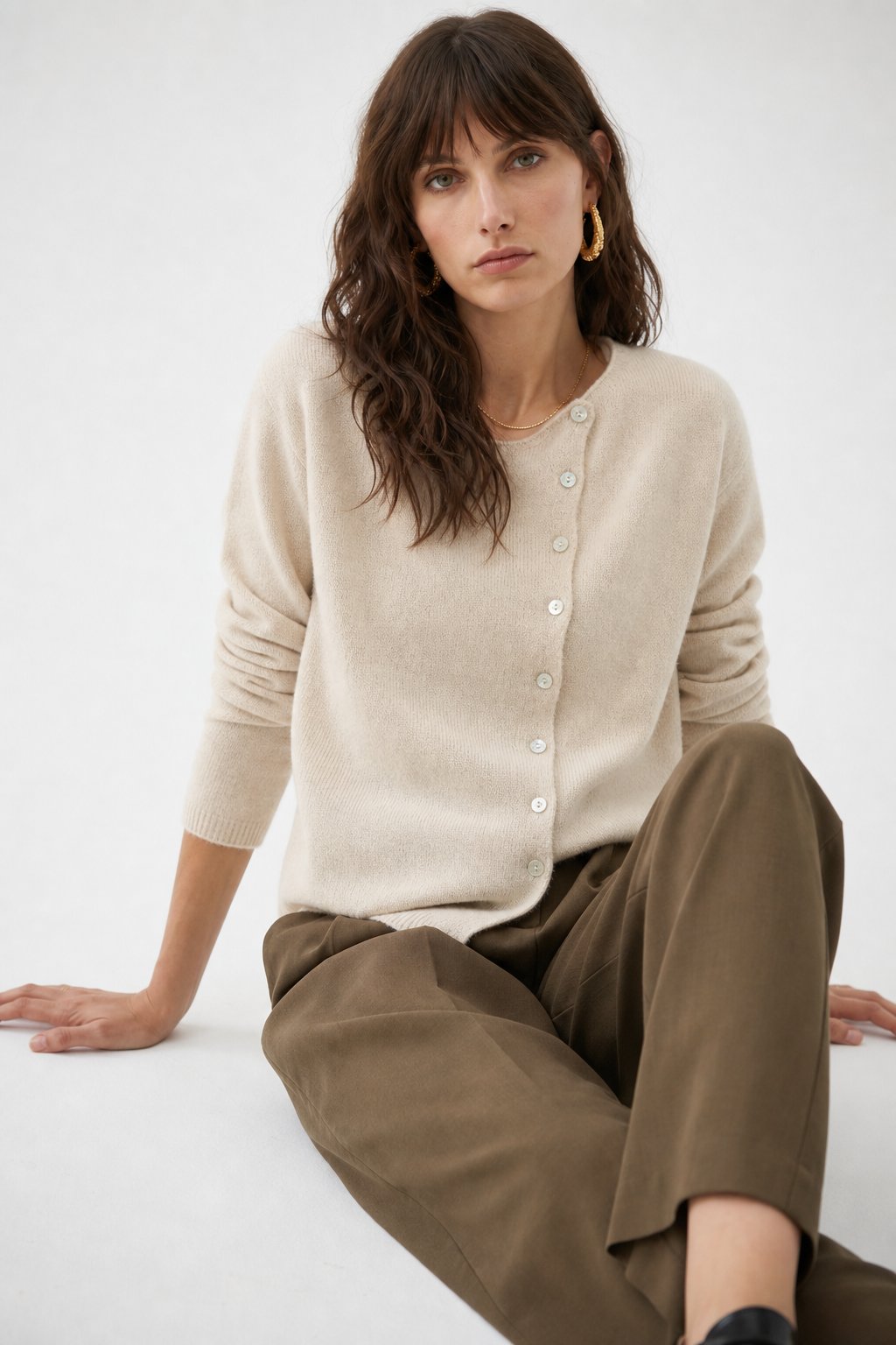 Amélise Womens Asymmetric Button Cashmere Blend Sweater
