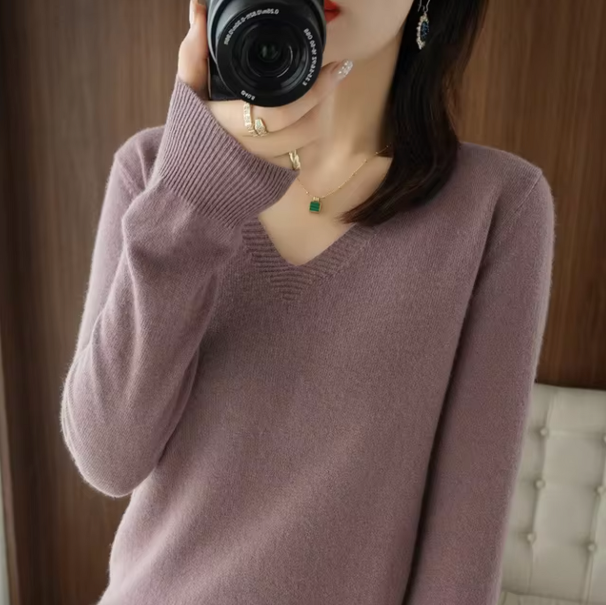 Julie Womens V-Neck Sweater with Cashmere Feel in Purple